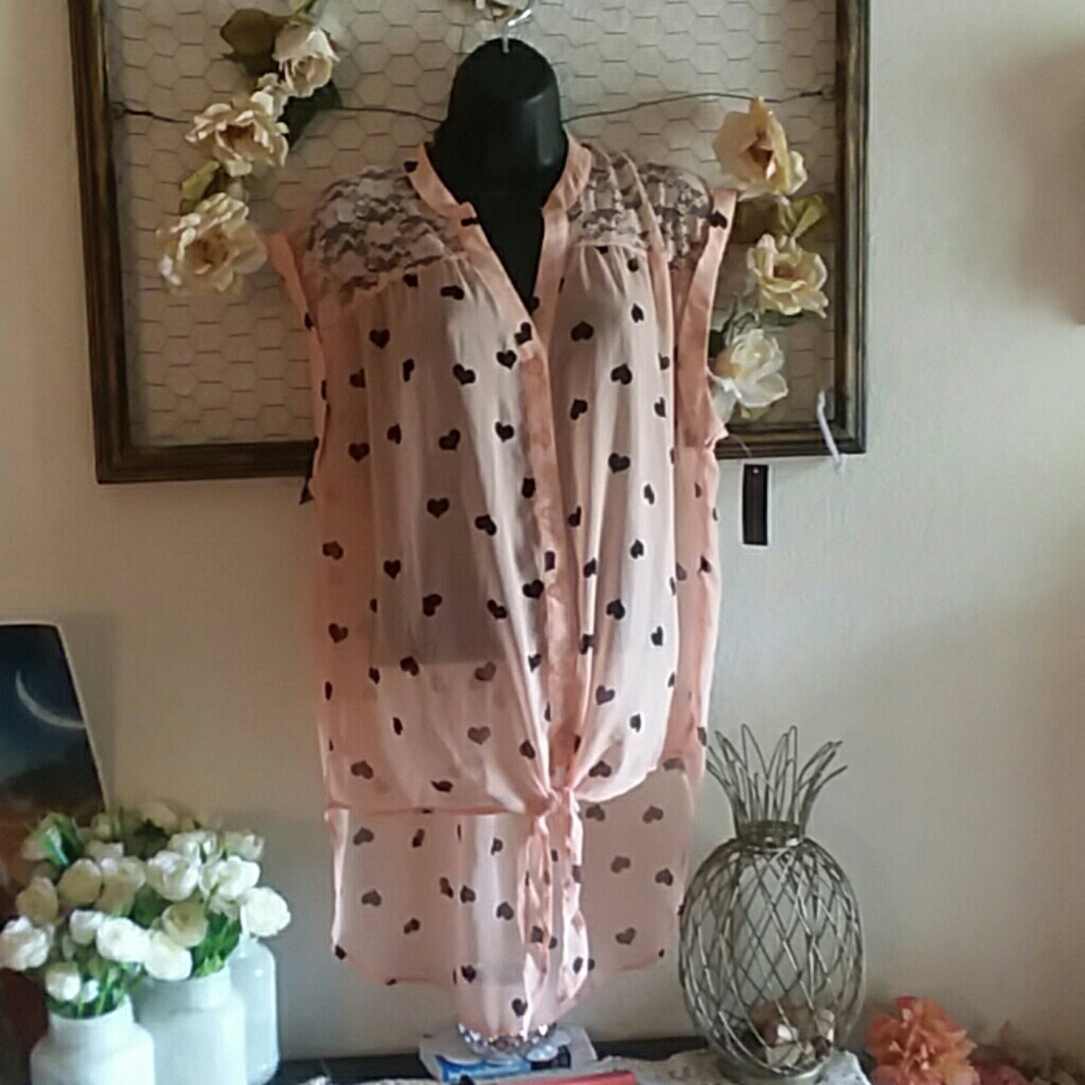 No Boundaries juniors shirt